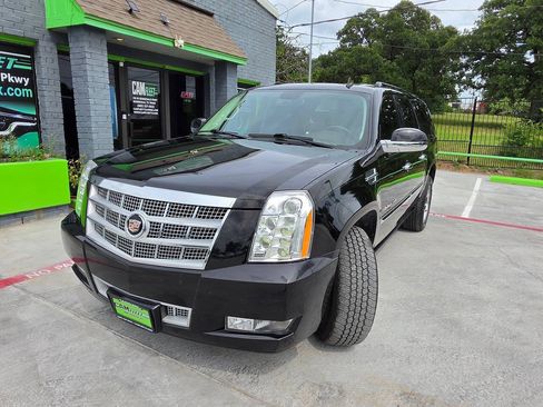 Used 2010 Cadillac Escalade ESV Platinum RWD image 72