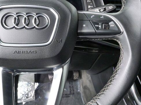 Used 2021 Audi Q8 Premium Plus w/ Premium Plus Package AWD/4WD image 19