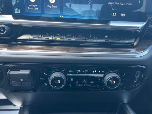 Used 2022 Chevrolet Silverado 1500 RST w/ Rally Edition AWD/4WD image 25
