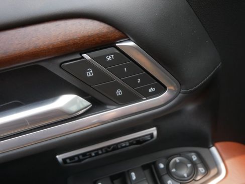 Certified 2025 GMC Sierra 1500 Denali Ultimate AWD/4WD image 18