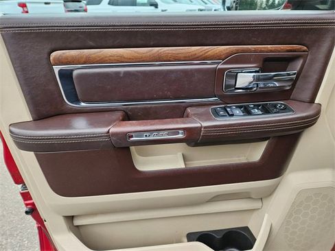 Used 2015 RAM 1500 Laramie Longhorn image 15