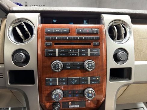 Used 2010 Ford F150 Lariat image 16