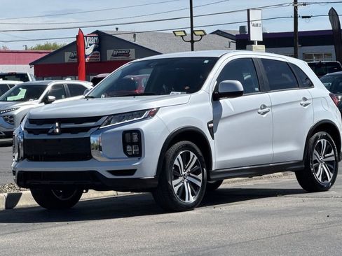 Used 2025 Mitsubishi Outlander Sport ES image 8