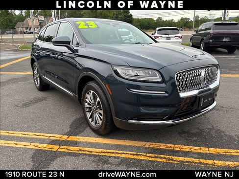Used 2023 Lincoln Nautilus AWD w/ Premium Package image 10