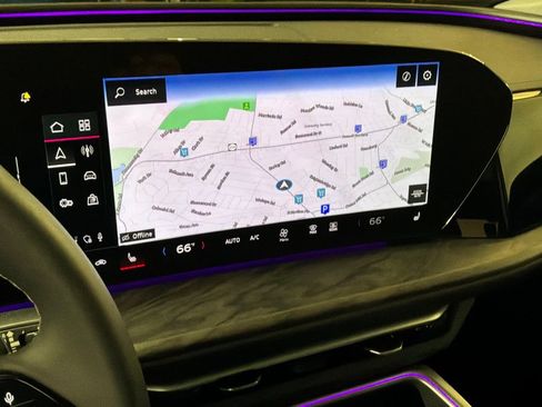 Certified 2025 Audi Q5 Premium w/ Convenience Package image 3