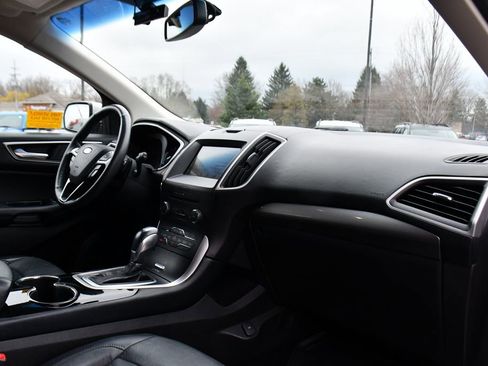 Used 2017 Ford Edge SEL w/ Equipment Group 201A AWD/4WD image 15