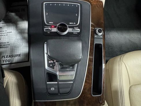 Used 2018 Audi Q5 2.0T Premium Plus w/ Premium Plus Package image 31