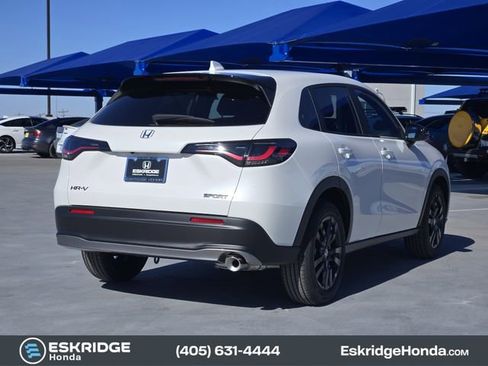 New 2026 Honda HR-V Sport image 4