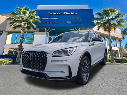 Used 2023 Lincoln Corsair Reserve FWD image 9