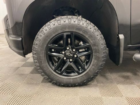 Used 2019 Chevrolet Silverado 1500 LT Trail Boss w/ Convenience Package AWD/4WD image 10