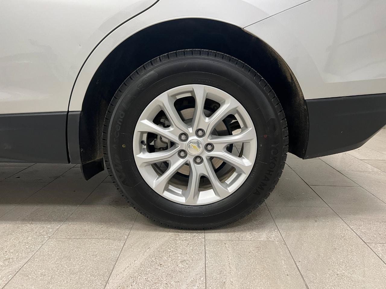 Used 2018 Chevrolet Equinox LT FWD image 57