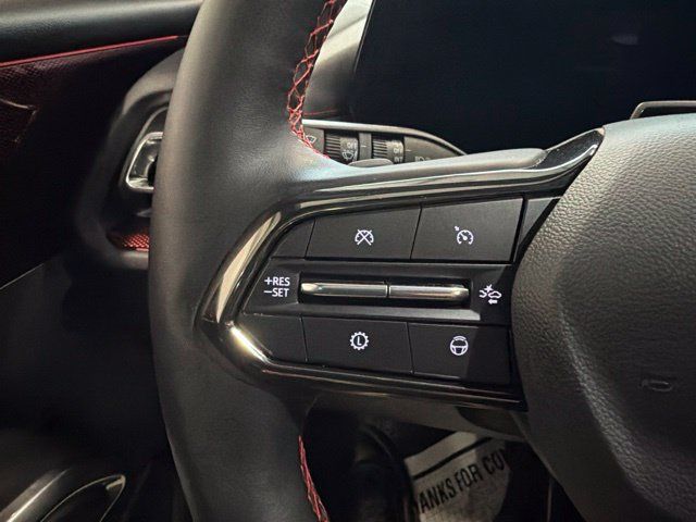 Used 2025 Chevrolet Traverse RS w/ LPO, Floor Liner Package AWD/4WD image 36
