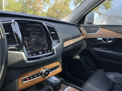 Used 2018 Volvo XC90 T6 Inscription w/ Convenience Package AWD/4WD image 29