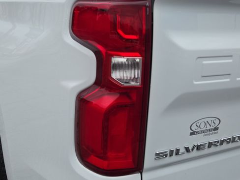 Used 2023 Chevrolet Silverado 1500 LTZ image 12