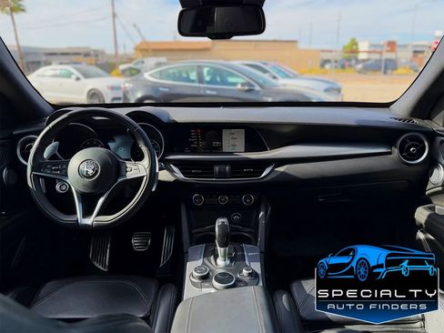 Used 2018 Alfa Romeo Stelvio Ti Sport image 17