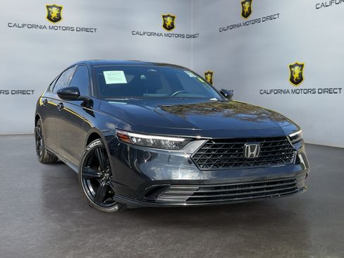 Used 2023 Honda Accord Sport image 3