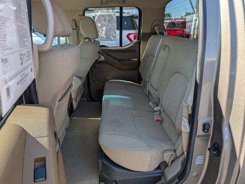 Used 2006 Nissan Frontier LE w/ (H01) Rockford Fosgate Pkg image 13