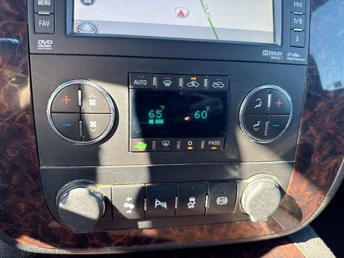 Used 2013 GMC Sierra 2500 Denali AWD/4WD image 17