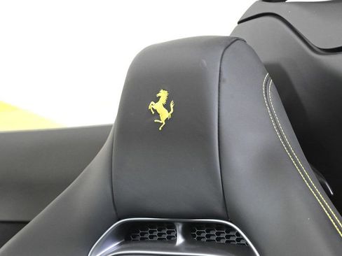 Used 2022 Ferrari SF90 Spider image 20