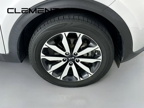 Used 2019 Kia Sportage EX image 35