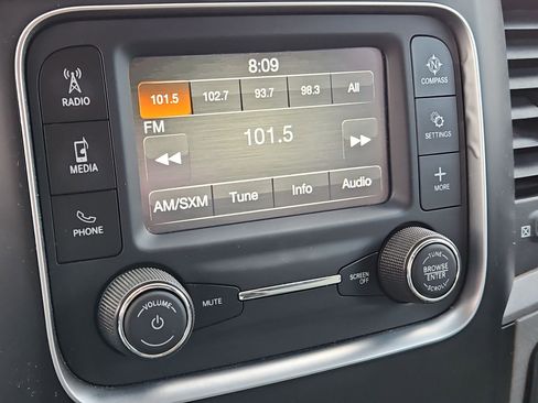 Used 2018 RAM 1500 Express image 22