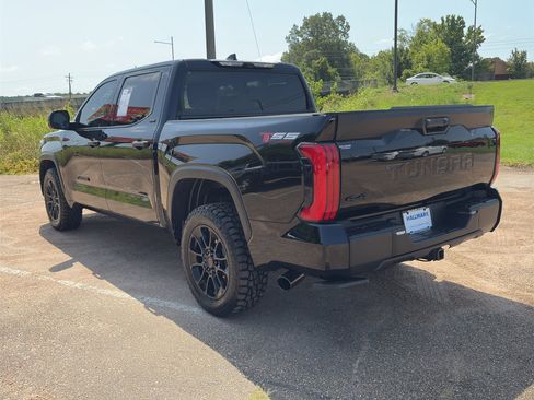 Used 2023 Toyota Tundra SR5 AWD/4WD image 7