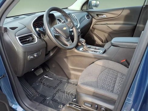 Used 2024 Chevrolet Equinox LT FWD image 11