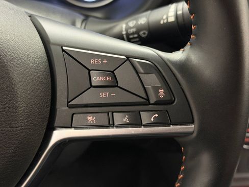Used 2025 Nissan Sentra SR FWD image 14