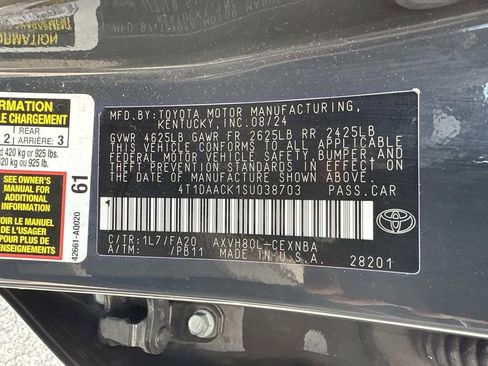 Used 2025 Toyota Camry LE image 13