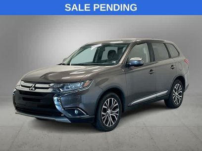 Used 2018 Mitsubishi Outlander SE
