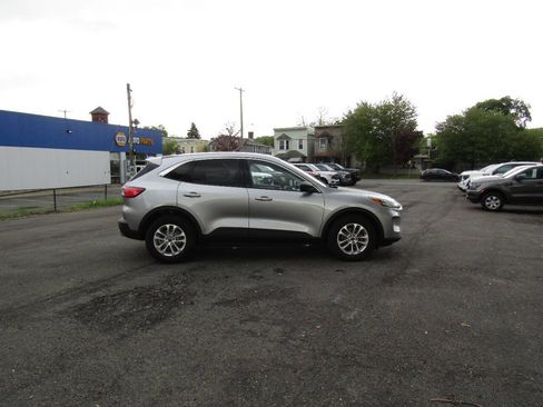 Used 2022 Ford Escape SE AWD/4WD image 7