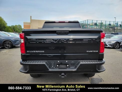 Used 2022 Chevrolet Silverado 1500 Custom Trail Boss image 4