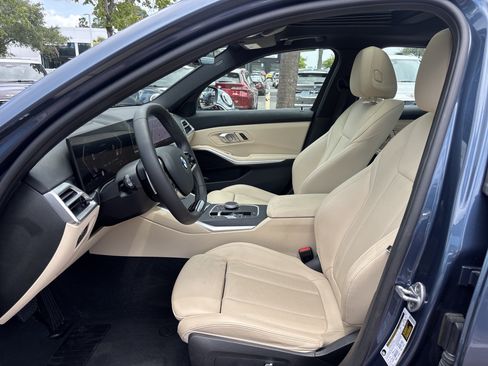 Used 2025 BMW 330i Sedan RWD image 16