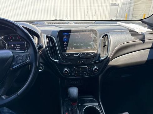Used 2022 Chevrolet Equinox RS w/ RS Leather Package AWD/4WD image 17