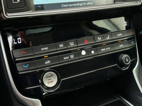 Used 2018 Jaguar XE Prestige RWD image 36