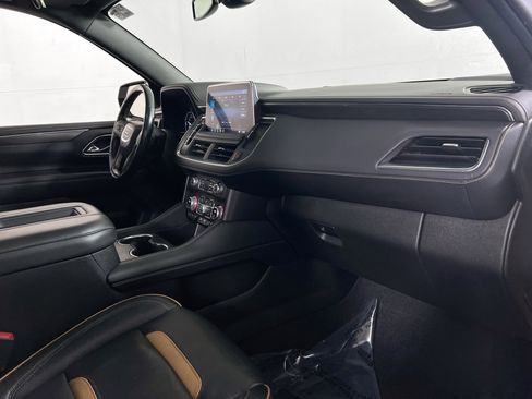 Used 2021 GMC Yukon AT4 w/ Technology Package image 31