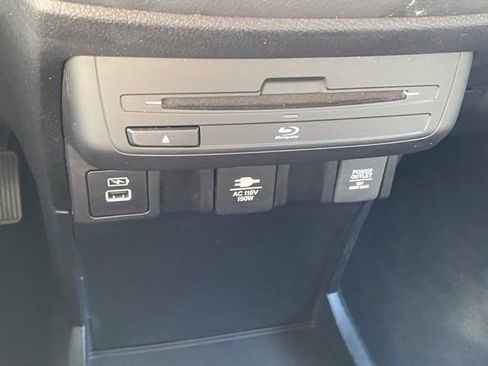 Used 2022 Honda Odyssey Elite image 24