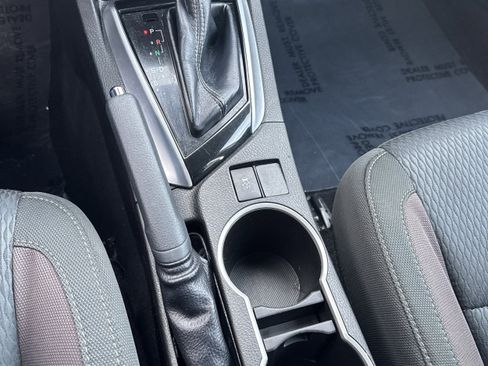 Used 2019 Toyota Corolla LE image 15