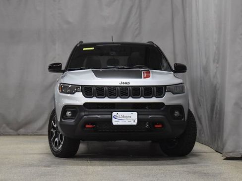New 2025 Jeep Compass Trailhawk w/ Sun & Sound Group image 5