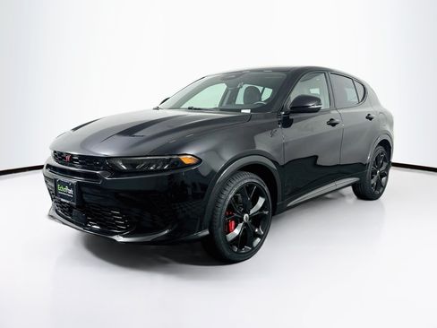 Used 2024 Dodge Hornet R/T AWD/4WD image 3