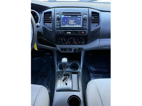 Used 2013 Toyota Tacoma PreRunner RWD image 10