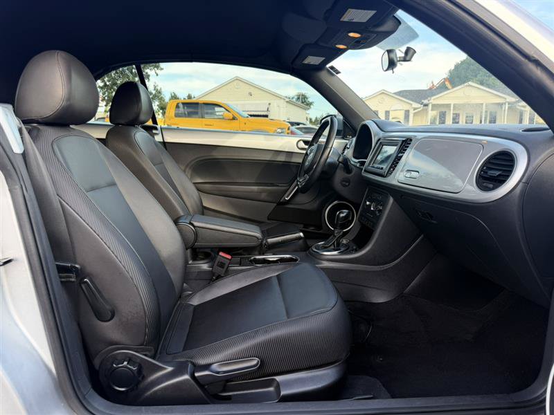 Used 2013 Volkswagen Beetle 2.5 FWD image 14
