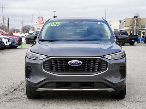 Certified 2025 Ford Escape Active FWD image 2