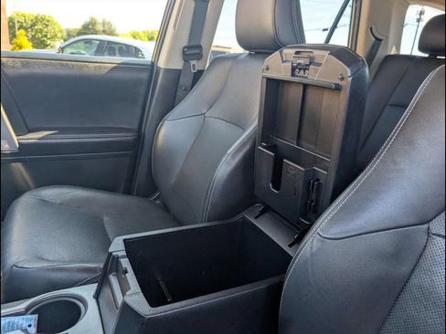 Used 2018 Toyota 4Runner Limited AWD/4WD image 24