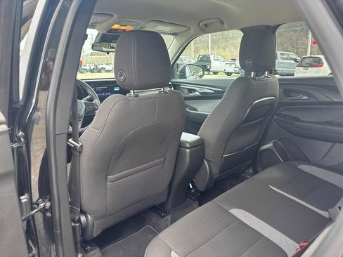 Used 2025 Chevrolet TrailBlazer LT image 23
