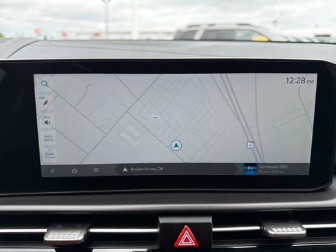 New 2026 Kia Sportage SX FWD image 12