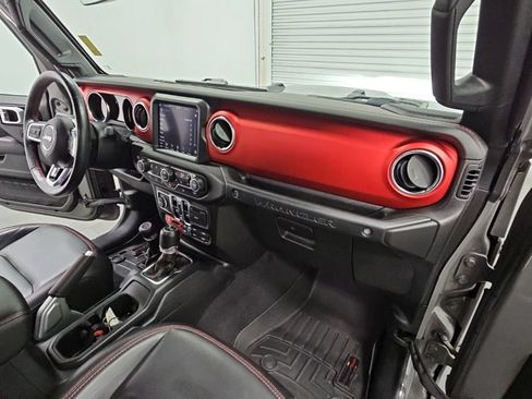 Used 2021 Jeep Wrangler Unlimited Rubicon AWD/4WD image 41
