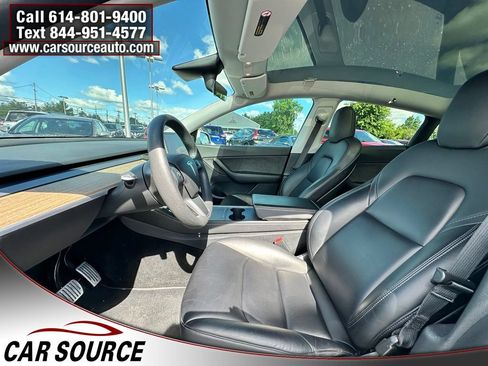 Used 2021 Tesla Model Y Long Range AWD/4WD image 9