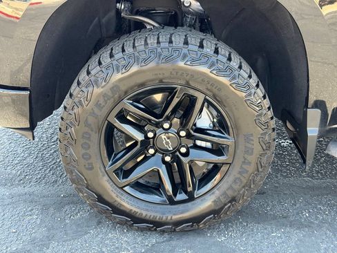 Certified 2024 Chevrolet Silverado 1500 LT Trail Boss w/ Convenience Package II AWD/4WD image 10
