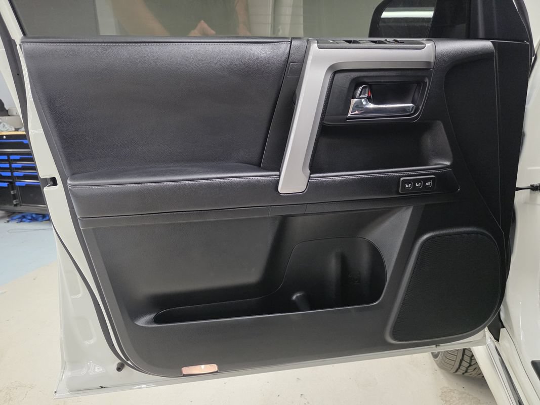 Used 2019 Toyota 4Runner Limited AWD/4WD image 18
